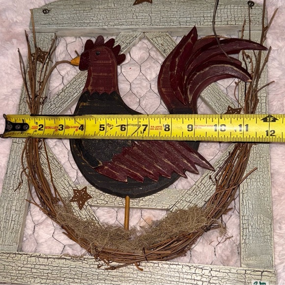 NWOT’s Rustic Rooster Wall Decor - Picture 8 of 13